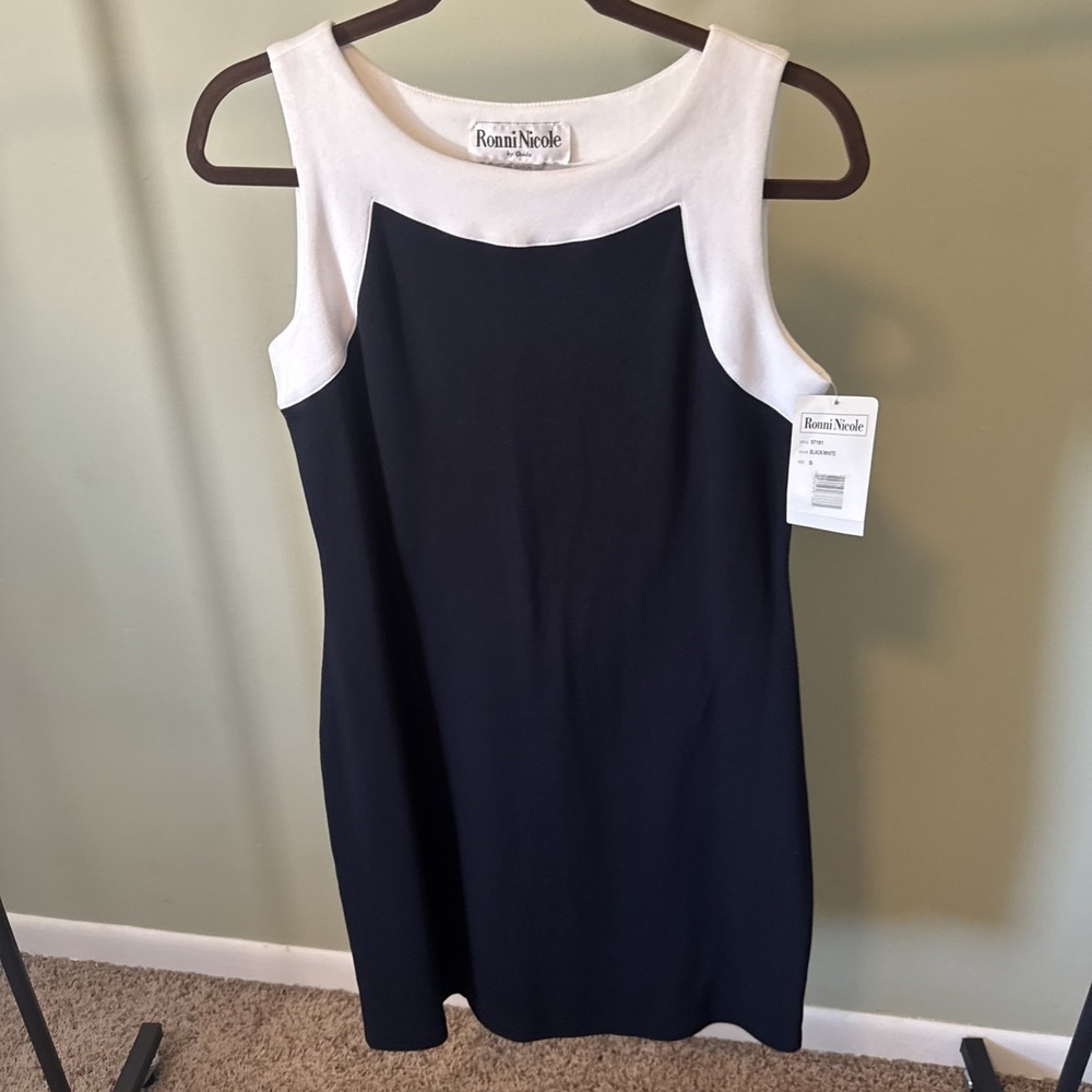 Vintage Y2K Ronni Nicole Minimalist Colorblock Midi Dress Black White NWT Small
